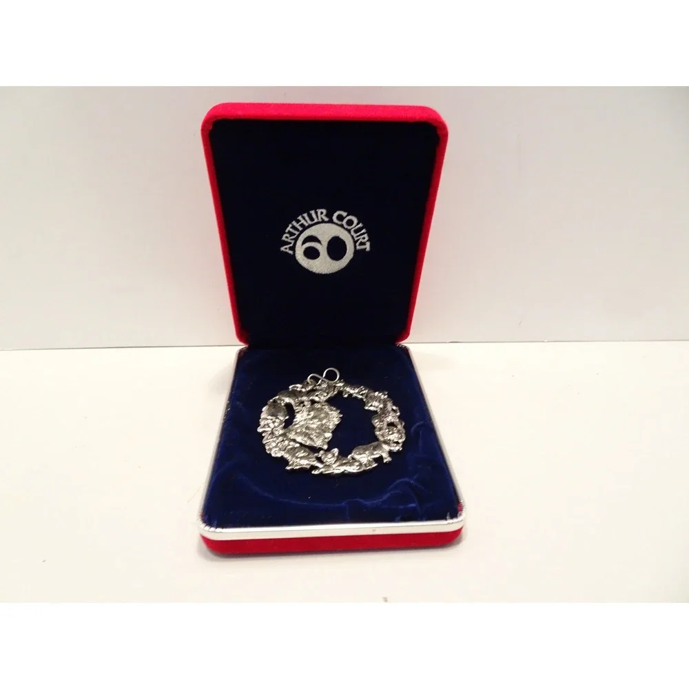 Arthur Court Animal Wreath Lion Peace Ornament with Box Silver